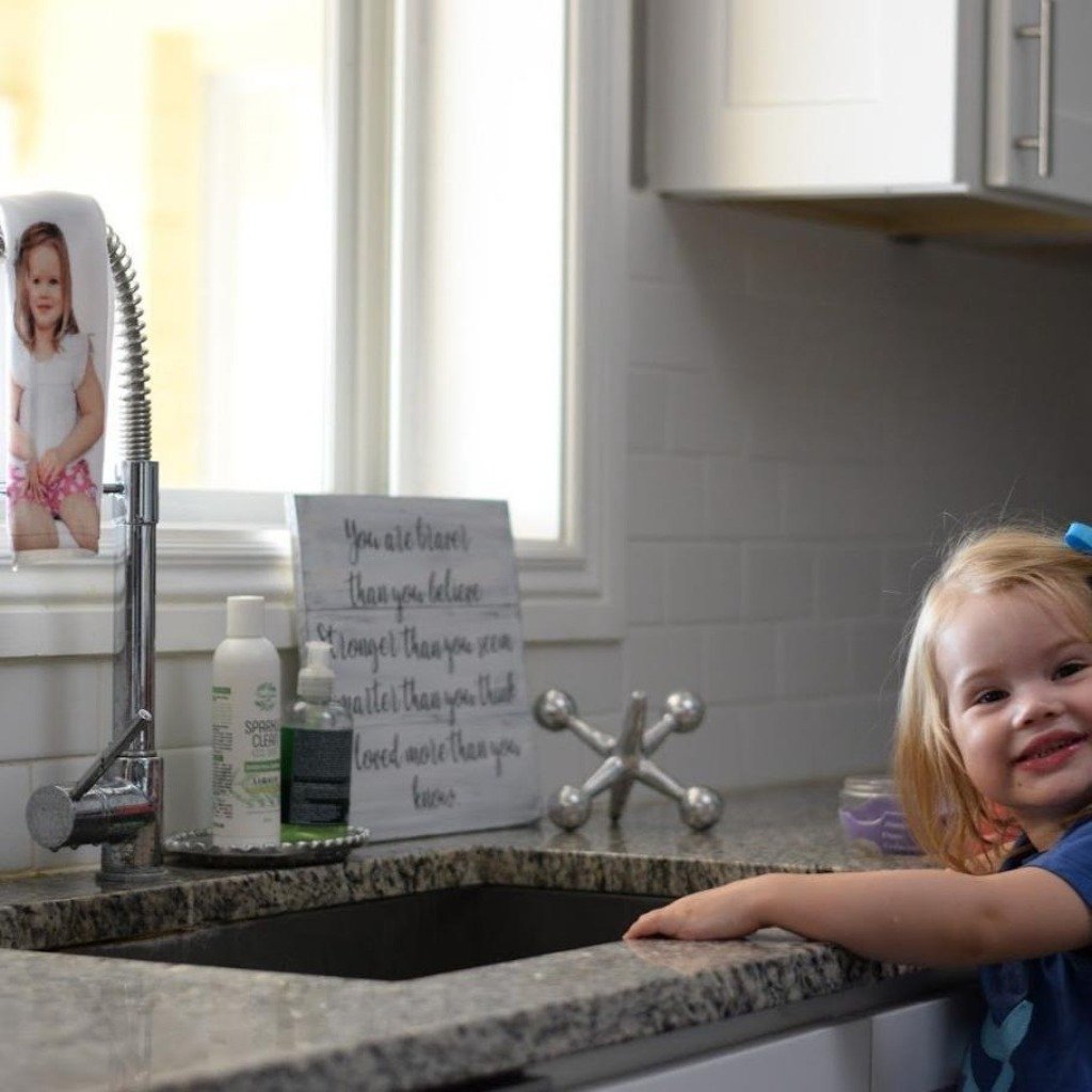 Mama's Little Helpers- Cute Personalized Kitchen Towel- Customized Pho -  Larissa Made This